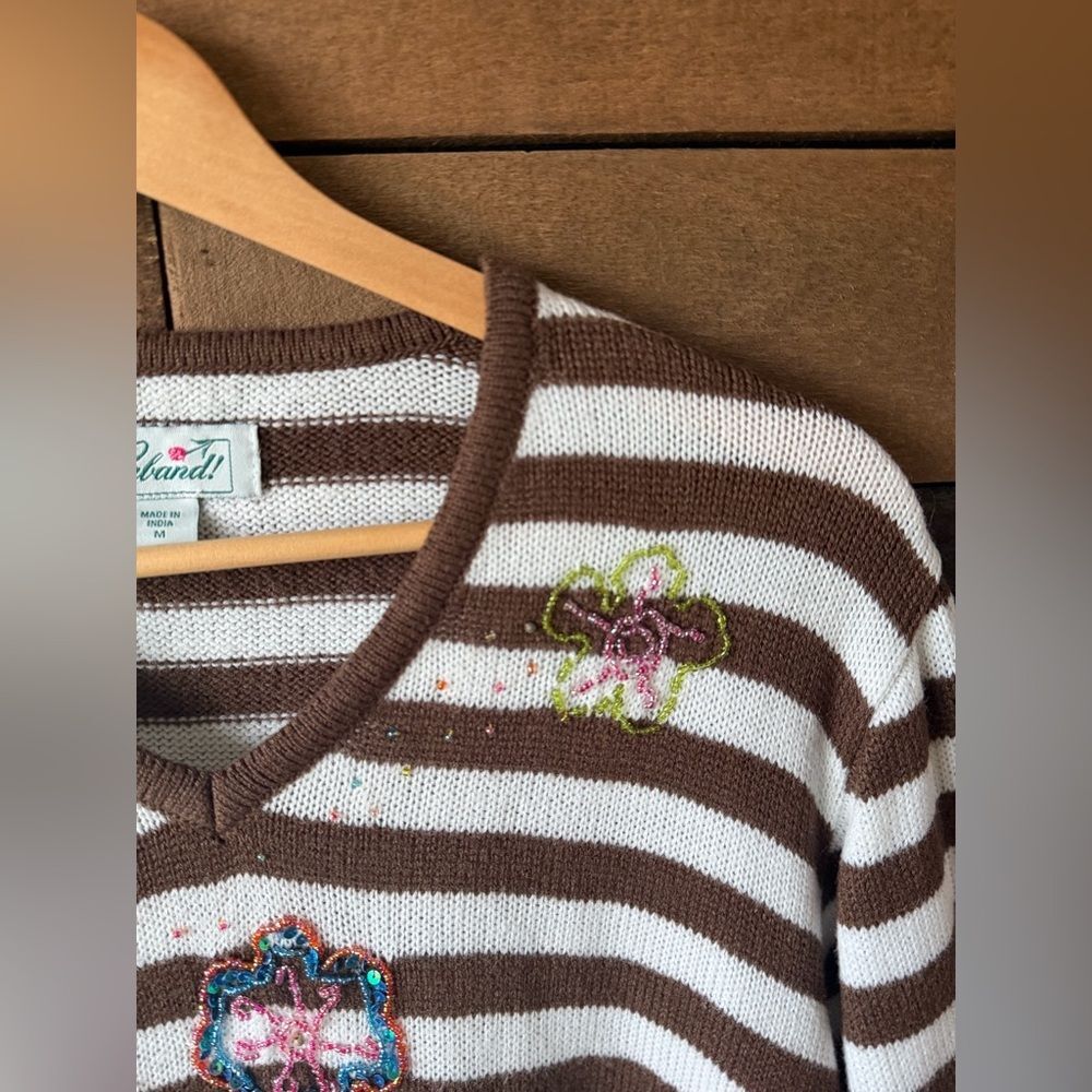 Vintage Striped Floral Beaded Knit Sweater V Neck Soft 90s Cottage - Picture 12 of 16